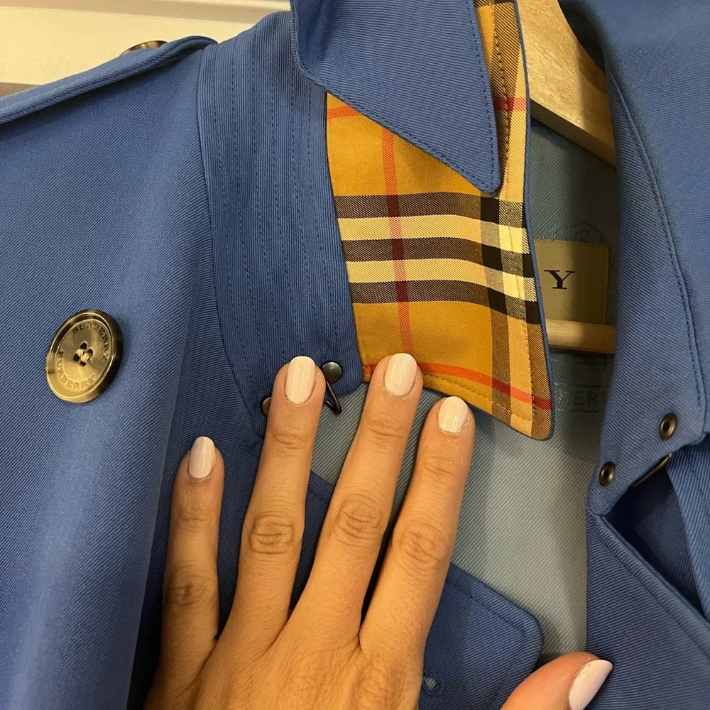 BURBERRY | Royal Blue Double-Breasted Coat “sandringham” mid length - Picture 6 of 15